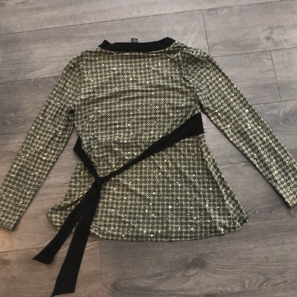 FRANK Lyman design top black,beige, gold dot pattern sleeve blouse size 12 - Picture 2 of 10